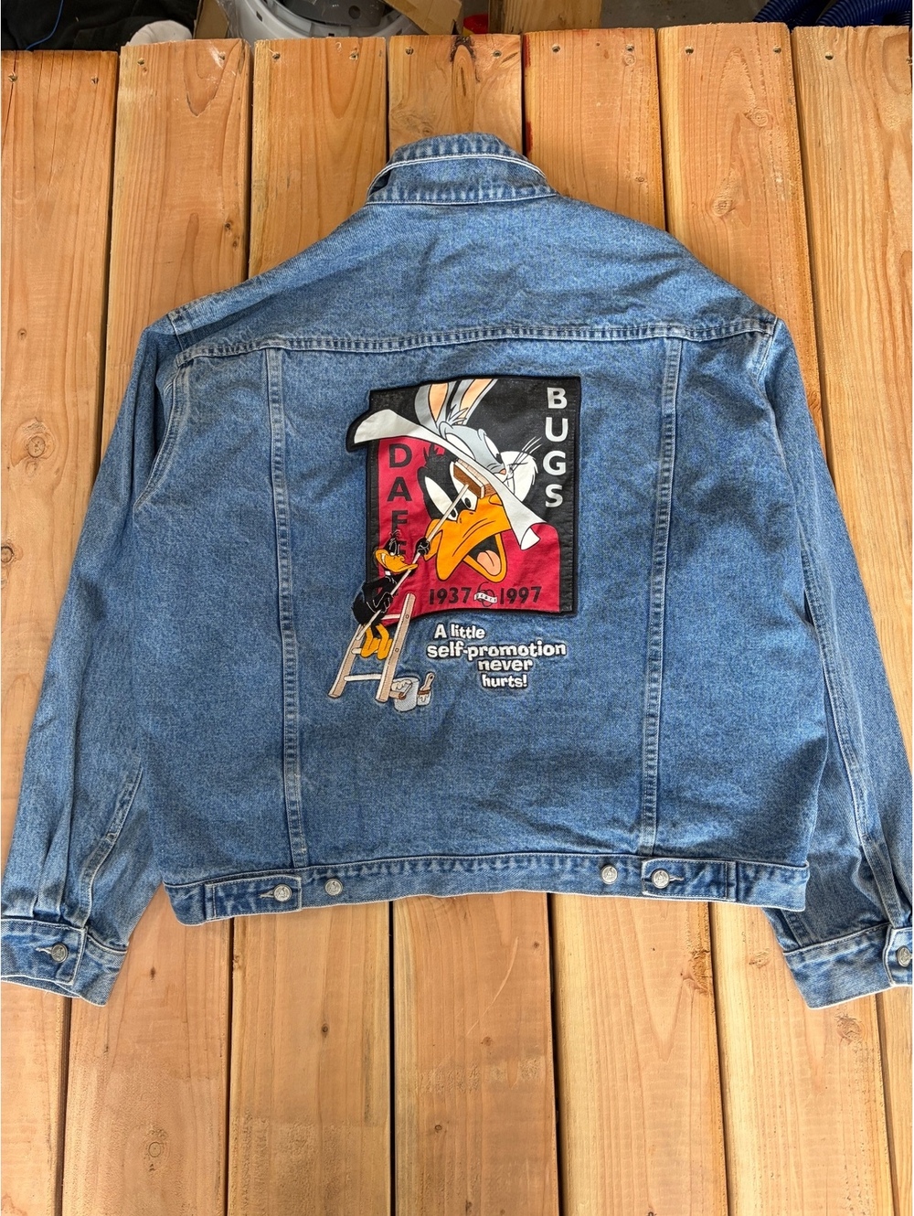 1997 Vtg Warner Bros Looney Tunes Daffy Duck Denim Jacket XL